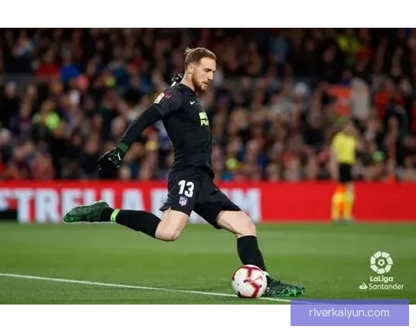 莫利纳重返国家队：期待在新位置上发挥稳健表现