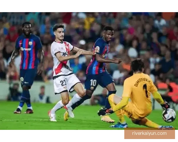 西甲瓦列卡斯魔鬼主场表现稳健，赛事竞争力增强引发关注